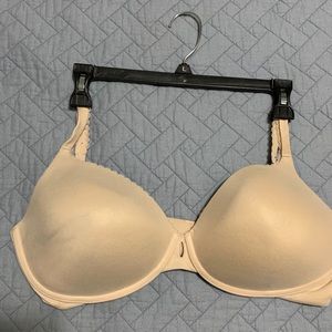 Victoria’s Secret Lined No-Wire Bra 38D in Buff